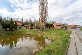 Prodej domu, 85 m2, Býkev