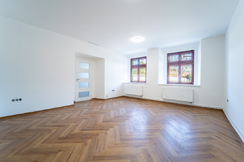 Pronájem komerčního objektu, 69 m2, Kolín