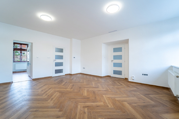 Pronájem komerčního objektu, 69 m2, Kolín