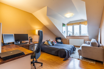 Prodej domu, 183 m2, Praha 10 - Benice