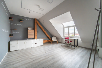 Prodej bytu 6+1 v osobním vlastnictví, 180 m2, Praha 6 - Hradčany