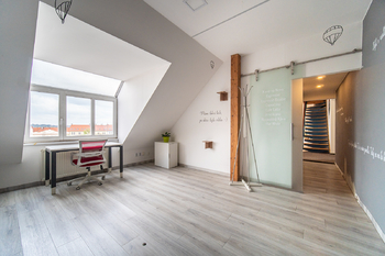 Prodej bytu 6+1 v osobním vlastnictví, 180 m2, Praha 6 - Hradčany