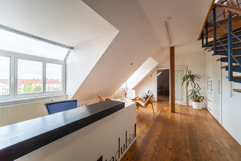 Prodej bytu 6+1 v osobním vlastnictví, 180 m2, Praha 6 - Hradčany