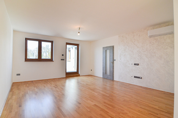 Prodej bytu 3+kk v osobním vlastnictví, 92 m2, Valtice