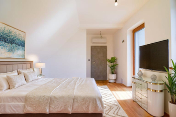 Prodej bytu 3+kk v osobním vlastnictví, 92 m2, Valtice