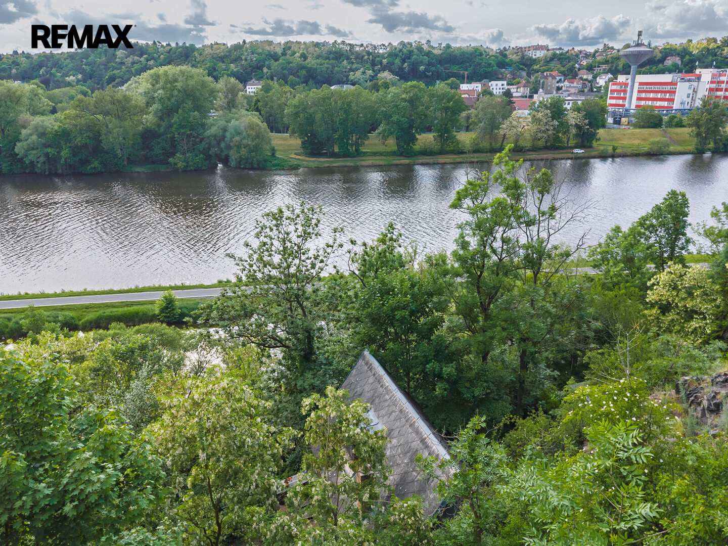 Prodej chaty, 130 m2, Zdiby