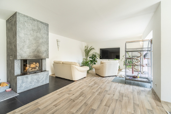 Prodej domu, 280 m2, Neveklov