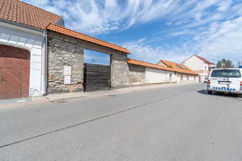 Prodej domu, 280 m2, Neveklov