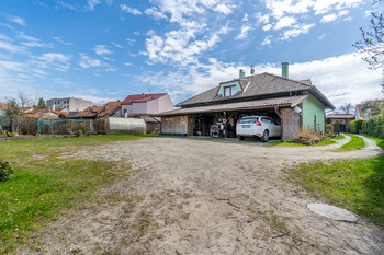 Prodej domu, 280 m2, Neveklov