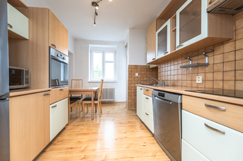 Pronájem bytu 3+1 v družstevním vlastnictví, 72 m2, Praha 3 - Žižkov