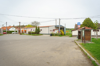 Prodej pozemku, 1059 m2, Všeradice