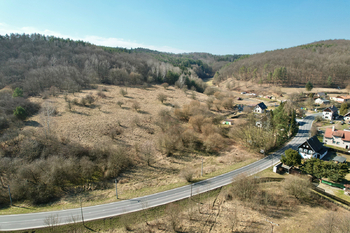 Prodej pozemku, 18162 m2, Medonosy