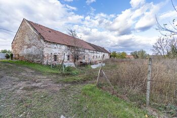 Prodej pozemku, 14278 m2, Drnholec