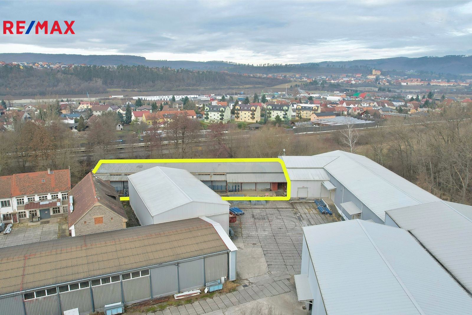 Pronájem komerčního objektu, 1045 m2, Králův Dvůr