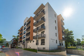 Pronájem bytu 2+kk v osobním vlastnictví, 65 m2, Nymburk
