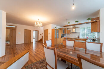 Pronájem domu, 280 m2, Průhonice