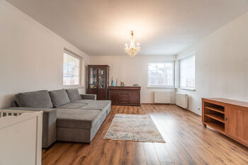 Pronájem domu, 280 m2, Průhonice