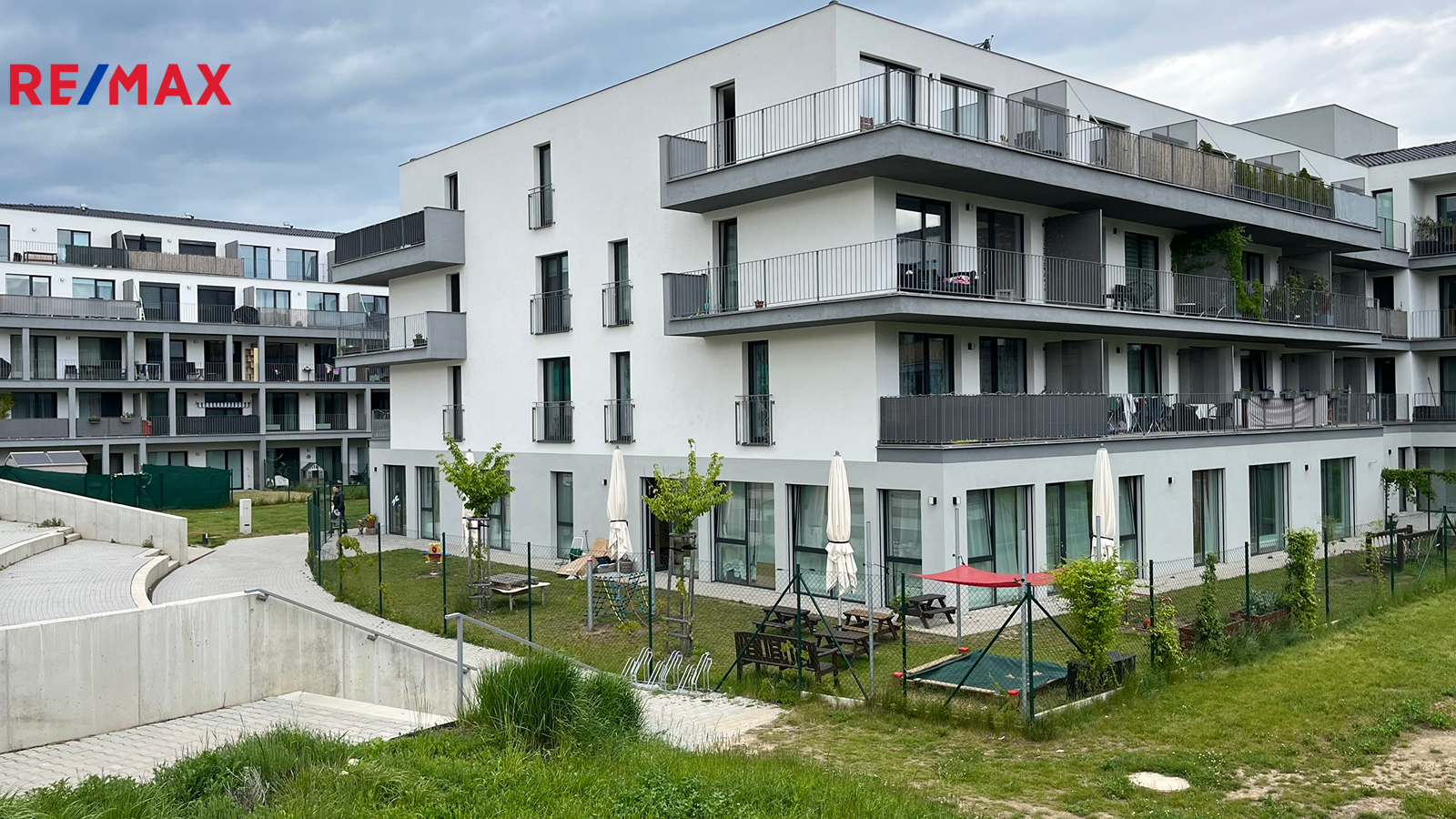 Pronájem bytu 2+kk v osobním vlastnictví, 63 m2, Horoměřice