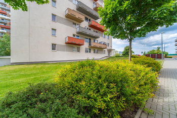 Prodej bytu 3+kk v osobním vlastnictví, 94 m2, Praha 10 - Horní Měcholupy
