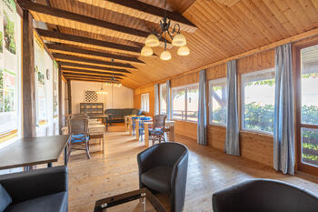 Prodej domu, 900 m2, Obora