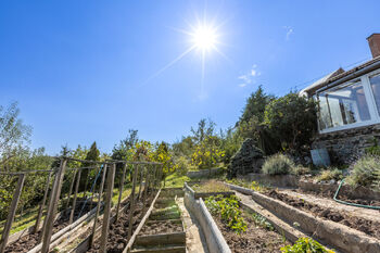 Prodej domu, 900 m2, Obora