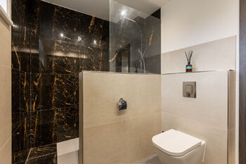 Prodej domu, 330 m2, null