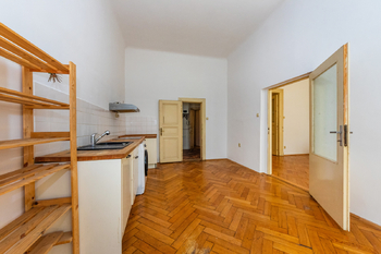 Prodej bytu 3+1 v osobním vlastnictví, 80 m2, Praha 2 - Vinohrady
