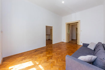 Prodej bytu 3+1 v osobním vlastnictví, 80 m2, Praha 2 - Vinohrady