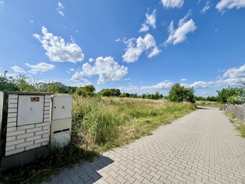 Prodej pozemku, 1042 m2, Veliká Ves