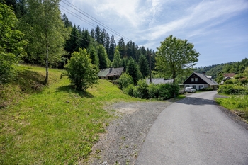 Prodej pozemku, 1600 m2, Poniklá