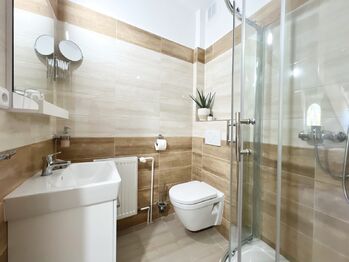 Pronájem bytu v osobním vlastnictví, 392 m2, Volary