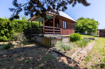 Prodej pozemku, 805 m2, Dolní Hbity