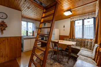 Prodej pozemku, 805 m2, Dolní Hbity