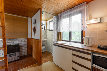 Prodej pozemku, 805 m2, Dolní Hbity