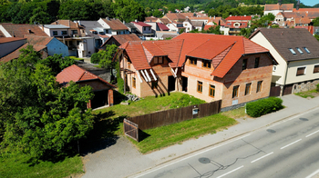 Prodej komerčního objektu, 185 m2, Předklášteří