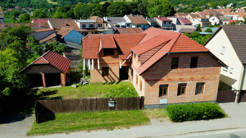 Prodej komerčního objektu, 185 m2, Předklášteří