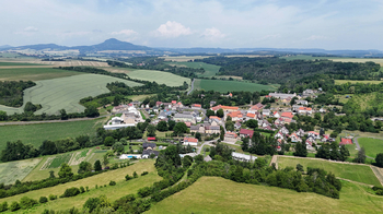 Prodej domu, 1042 m2, Drahobuz