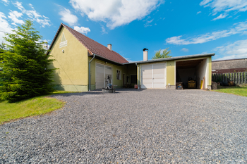 Prodej komerčního objektu, 94 m2, Koryčany