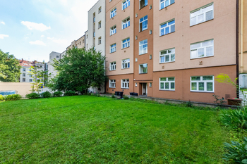 Pronájem bytu 2+kk v osobním vlastnictví, 38 m2, Praha 6 - Dejvice