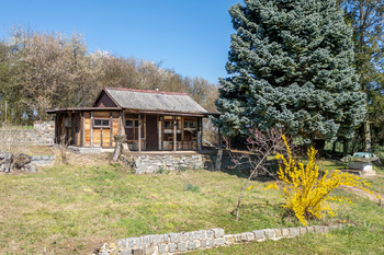Prodej pozemku, 774 m2, Vodochody