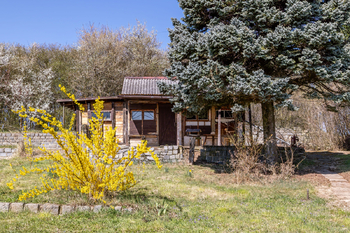 Prodej pozemku, 774 m2, Vodochody
