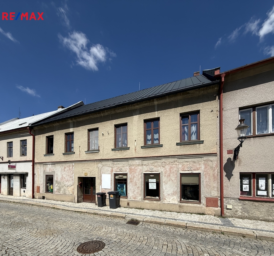 Prodej komerčního objektu, 235 m2, Králíky