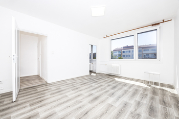 Pronájem bytu 1+1 v osobním vlastnictví, 27 m2, Most