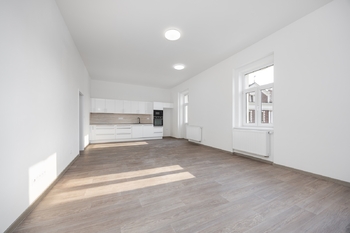 Pronájem bytu 3+kk, 107 m2, Unhošť