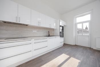 Pronájem bytu 3+kk, 107 m2, Unhošť