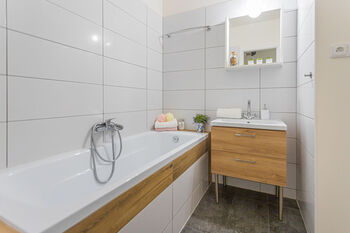 Pronájem bytu 2+kk v osobním vlastnictví, 54 m2, Kladno