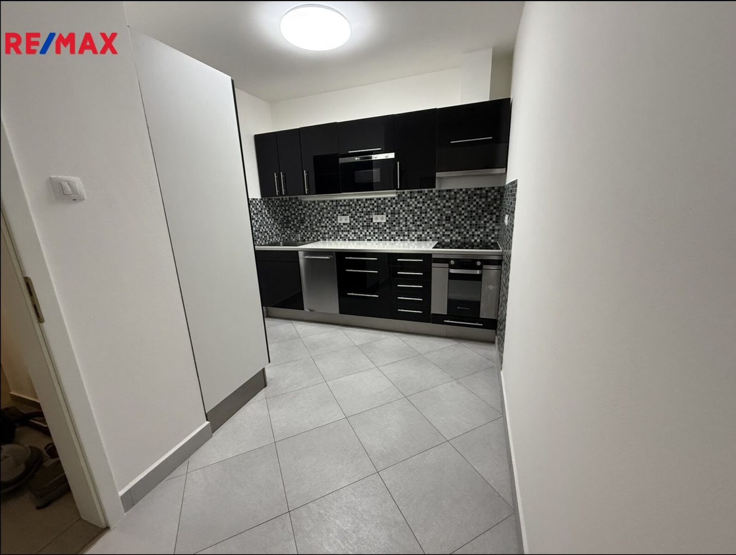 Pronájem bytu 2+1 v osobním vlastnictví, 59 m2, Praha 10 - Vršovice