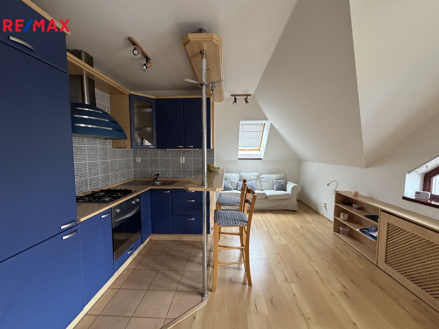 Pronájem bytu 2+kk v osobním vlastnictví, 49 m2, Jesenice