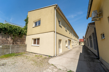 Prodej komerčního objektu, 271 m2, Kolín
