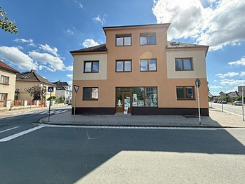 Pronájem bytu 2+kk v osobním vlastnictví, 61 m2, Hradec Králové